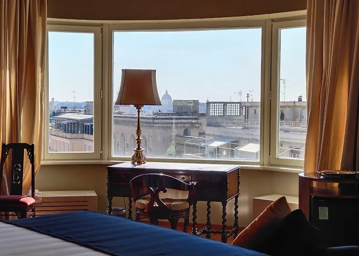 ホテル トリビオ 3*