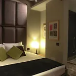 トリビオ ホテル