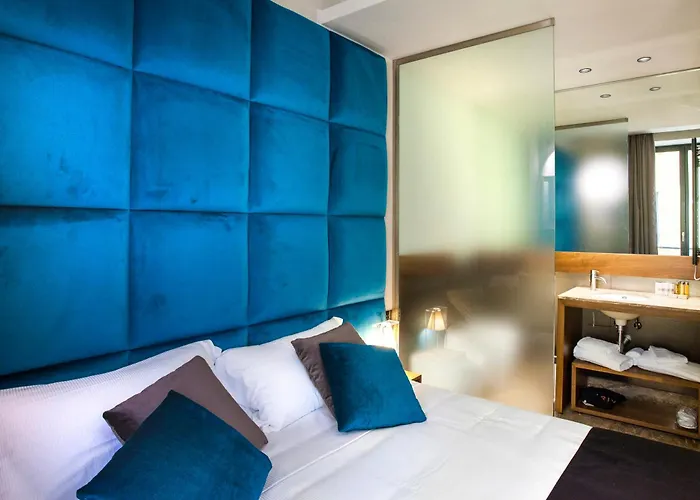 Triviho Hotel
