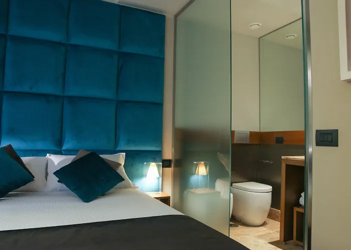 Hotel Triviho Rome
